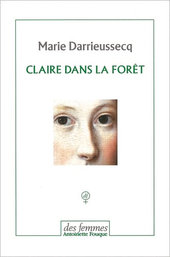 Claire dans la forêt